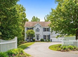 25 Robin Hill Rd, Danvers, MA 01923