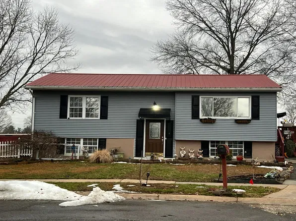 4 Upland Ct, Elkton, MD 21921