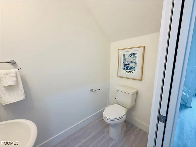 5865 Shell Cove Dr #105 — Photo 19