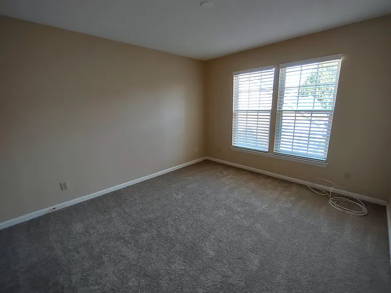 1111 Land Grant Rd — Photo 26