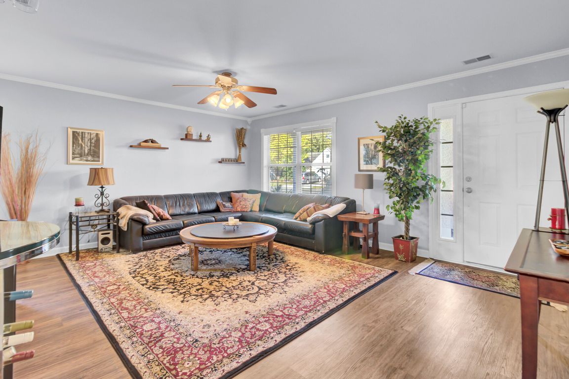 next background image