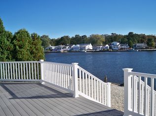 8 Dolphin Ct, Forked River, NJ 08731