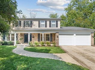 1305 Warwick Ct, Deerfield, IL 60015
