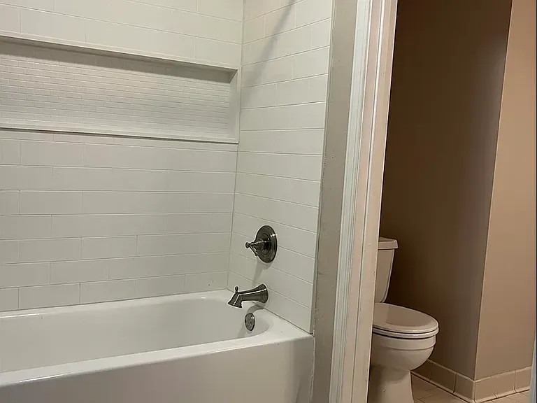 6765 Kirby Lawns Cv — Photo 10