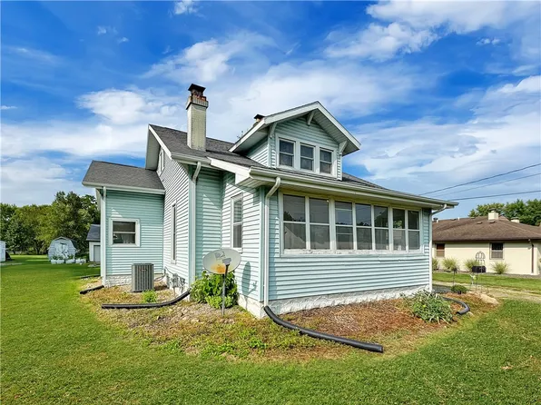 3604 Western Ave, Mattoon, IL 61938