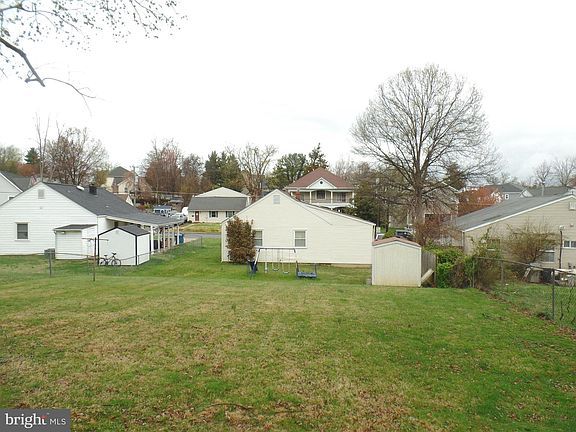 2nd image of 7403 Paxton Rd