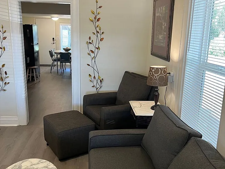 3026 N Hancock Ave — Photo 14