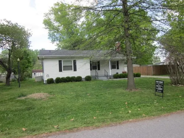 1710 Parkview Dr, Hopkinsville, KY 42240