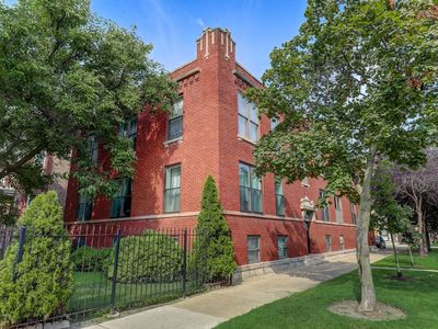 3224 W Sunnyside Ave #1, Chicago, IL, 60625
