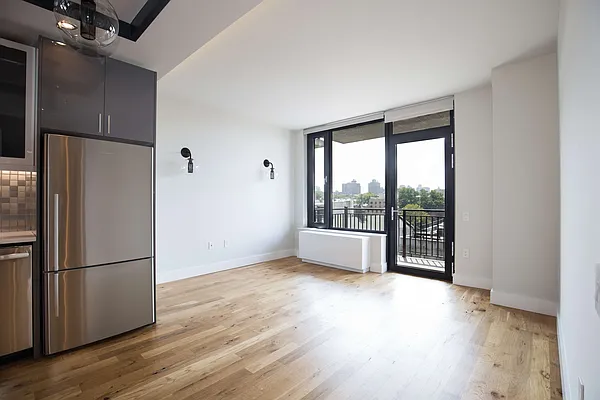 Rented by Nooklyn NYC LLC | media 40