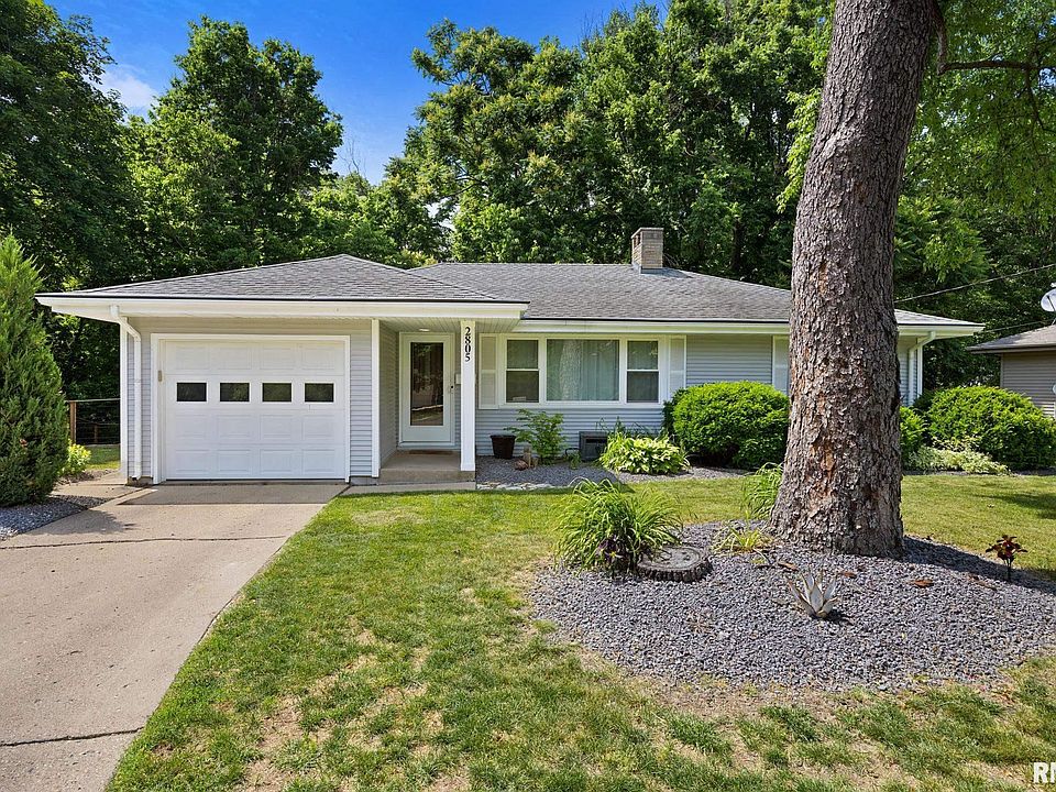 1st image of 2805 N Easton Pl