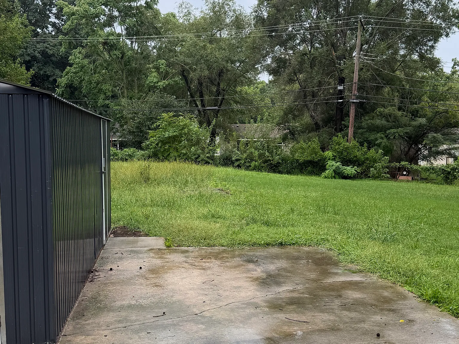 3 bed, 1350 sqft, $2,100 — Photo 4
