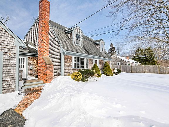 3rd image of 22 Winsome Road