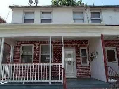 277 East Ave, Bridgeport, CT, 06610