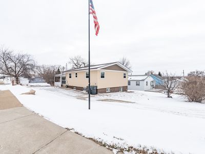 1001 2nd St NE, Mandan, ND, 58554