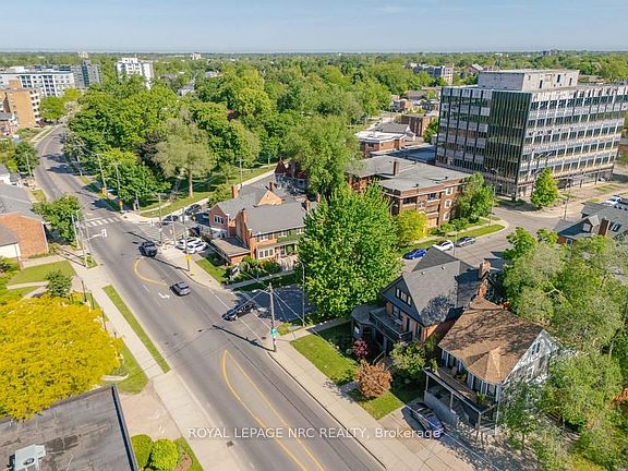 3rd image of 58 Ontario St