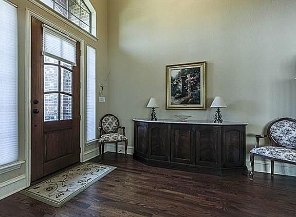 3rd image of 6824 Wilderness Way Dr