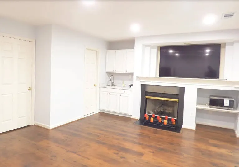 43507 Jubilee St — Photo 2