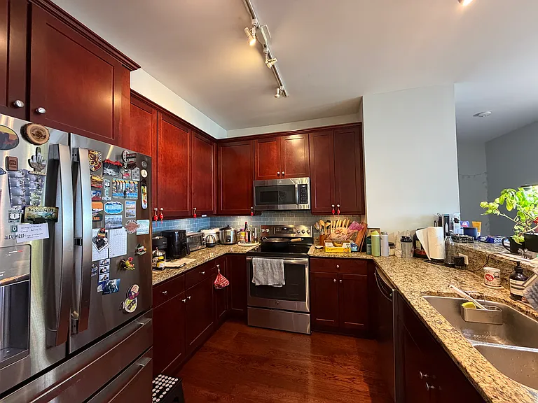 100 14th St #1802 — Photo 5