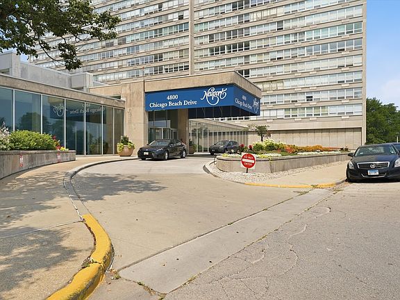 4th image of 4800 S Chicago Beach Dr