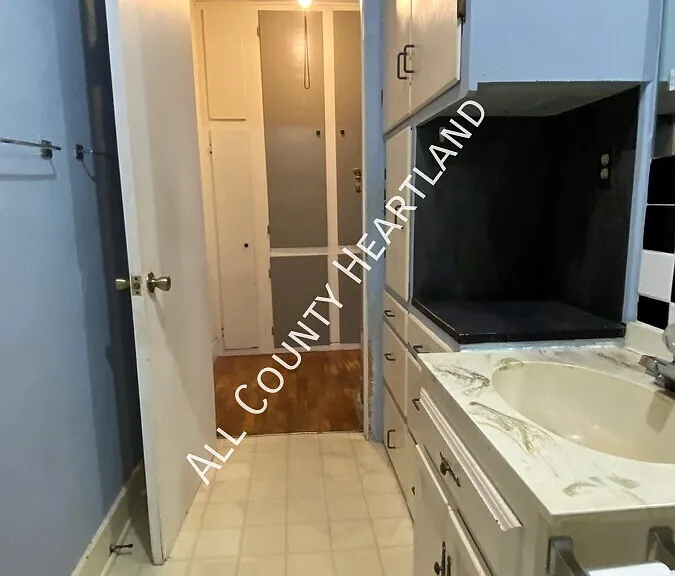219 W Kenworthy St — Photo 15