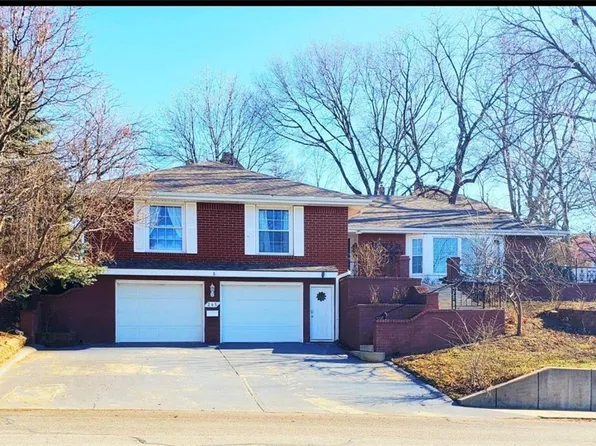 245 N Main St, Liberty, MO 64068