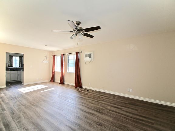 5th image of 2465 Lincoln Ave