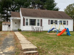 3244 Blundell Rd, Falls Church, VA 22042