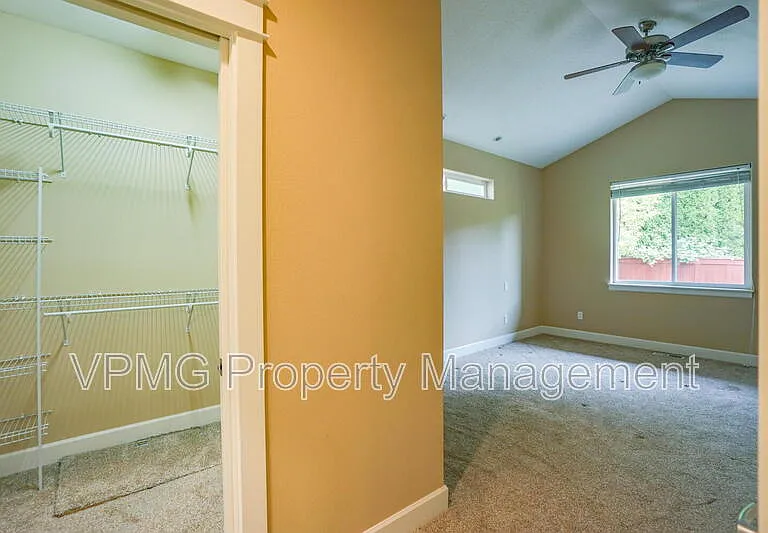 1403 SE 194th Pl — Photo 17
