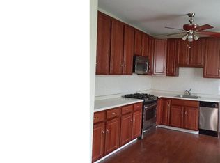 1813 Ginnodo St, Philadelphia, PA 19130