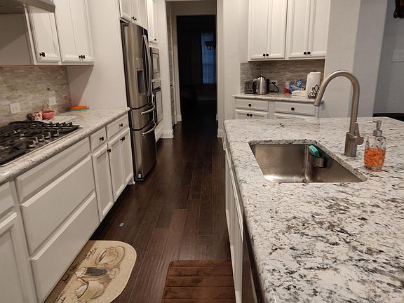 3rd image of 2961 Lucia Ct