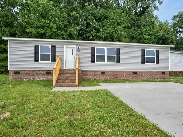 332 Eastfield Dr, Rocky Mount, NC 27801