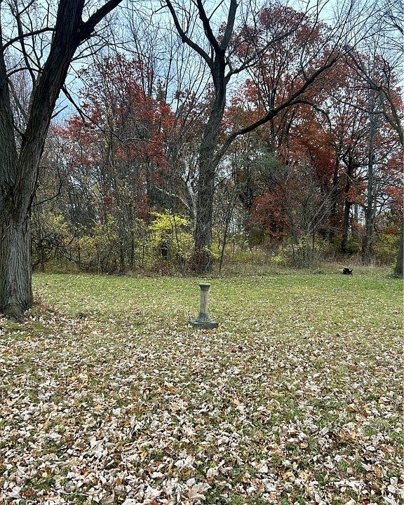 2nd image of 19622 Sheldon Rd