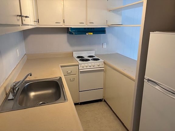 5th image of 1101 S Mattis Ave #2