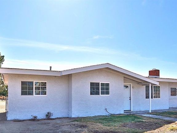 3rd image of 15853 Cashew St