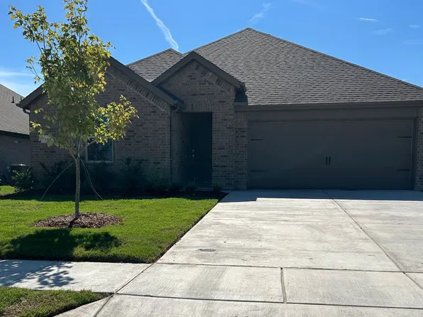400 Campfield Dr, Caddo Mills, TX 75135