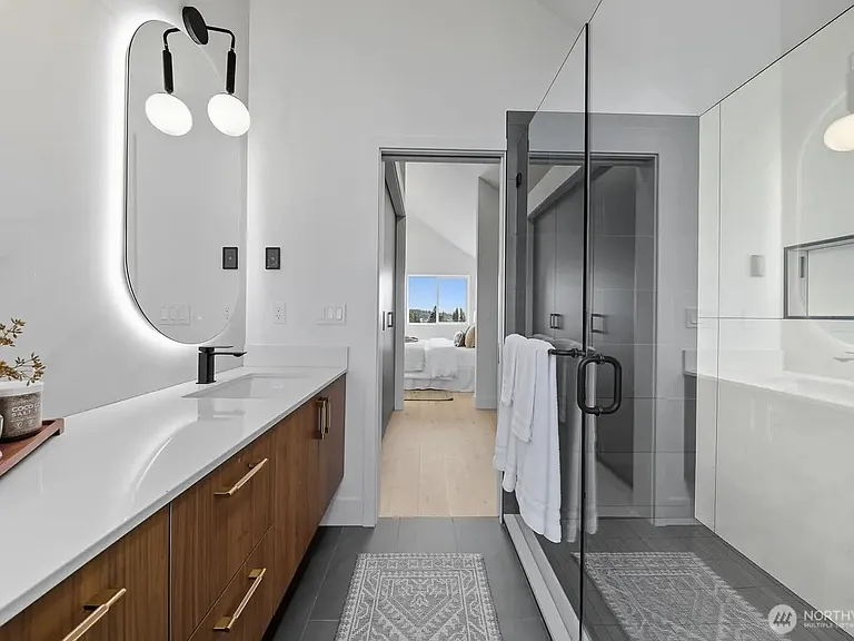 1111 NW 65th St #SFR — Photo 10