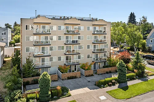 Vista Terrace Apartments Photo 1