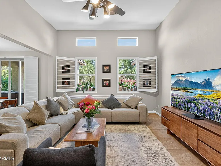 8984 W Diana Ave — Photo 4