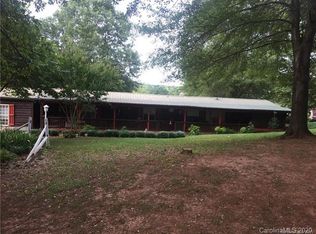 2354 Smokey Dan Kennel Rd, Vale, NC 28168