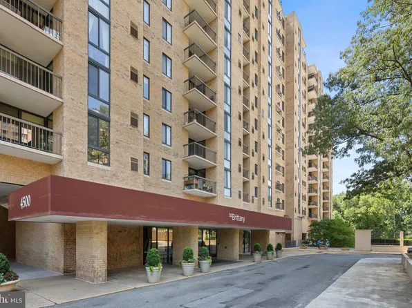 4500 S Four Mile Run Dr APT 529, Arlington, VA 22204