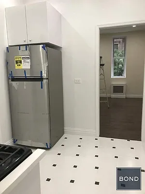 Rented by Bond New York | media 14