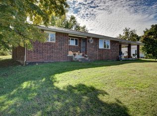 120 W Main St, Walnut Grove, MO 65770