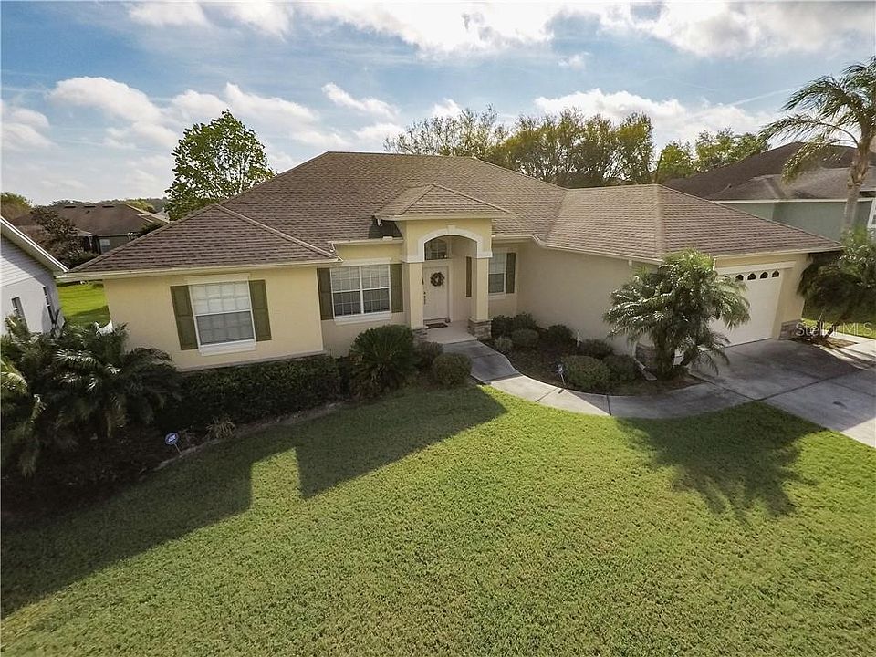 1st image of 6742 High Knoll Dr
