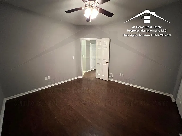 1009 Boulder Ct — Photo 15