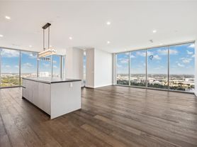 1711 Allen Pkwy