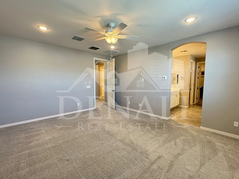 15068 W Pierce St — Photo 15