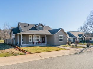 121 Fairway Dr, Weaverville, CA 96093