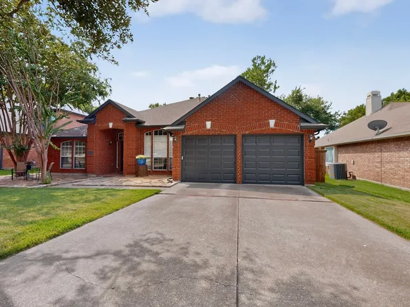 605 Oak Hollow Ln, Flower Mound, TX 75028