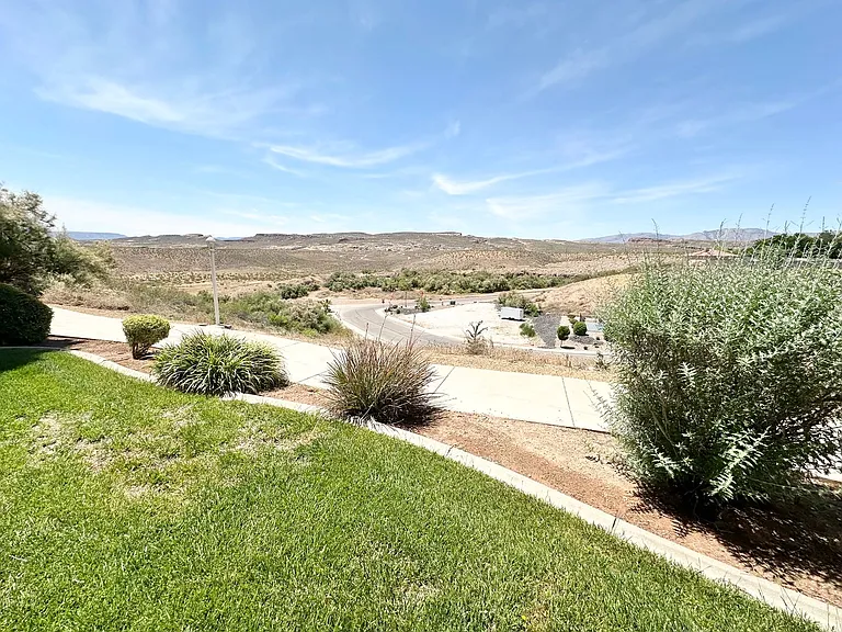 1845 W Canyon View Dr #2005 — Photo 23